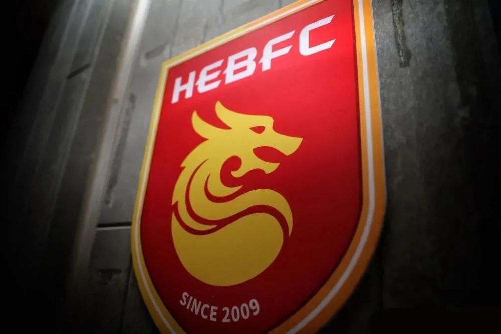罗克之前在巴拉纳竞技出场25次，打进了12个进球，其中一半的进球在小禁区内完成，只有1个进球从边路发起。
